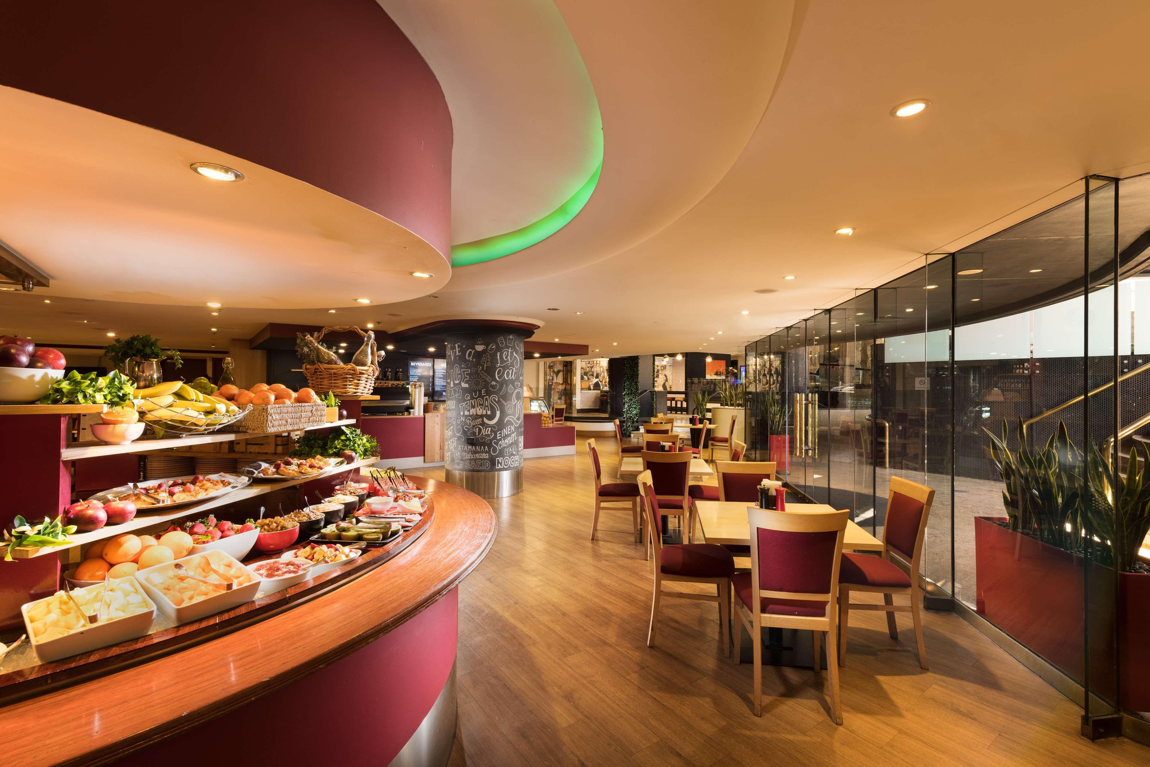 Hotel Stamford Plaza Adelaide Exteriér fotografie The restaurant