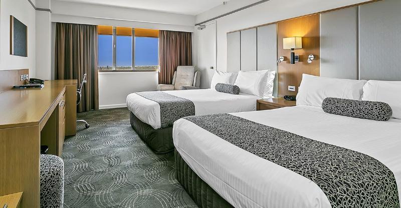 Hotel Stamford Plaza Adelaide Exteriér fotografie A room at the Hilton San Francisco